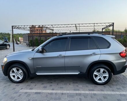 Серый БМВ Х5, объемом двигателя 3 л и пробегом 293 тыс. км за 12700 $, фото 1 на Automoto.ua