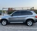 Серый БМВ Х5, объемом двигателя 3 л и пробегом 293 тыс. км за 12700 $, фото 1 на Automoto.ua