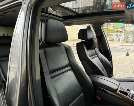 Сірий БМВ Х5, об'ємом двигуна 3 л та пробігом 297 тис. км за 14900 $, фото 26 на Automoto.ua