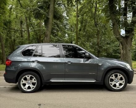 Сірий БМВ Х5, об'ємом двигуна 3 л та пробігом 261 тис. км за 16299 $, фото 5 на Automoto.ua