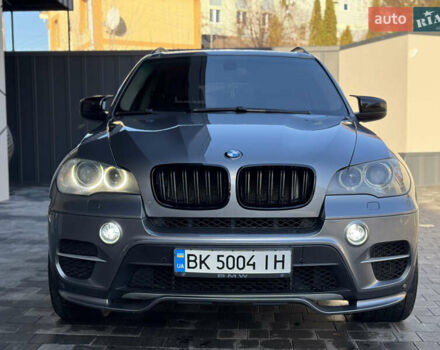 Сірий БМВ Х5, об'ємом двигуна 2.99 л та пробігом 242 тис. км за 18399 $, фото 2 на Automoto.ua