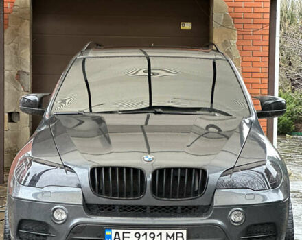 БМВ Х5 2010 в Днепре (Днепропетровске) на Automoto.ua Серый БМВ Х5, объемом двигателя 3 л и пробегом 200 тыс. км за 19500 $, фото 7 на Automoto.ua