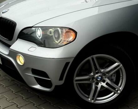 Сірий БМВ Х5, об'ємом двигуна 3 л та пробігом 303 тис. км за 16800 $, фото 4 на Automoto.ua