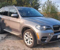 Серый БМВ Х5, объемом двигателя 3 л и пробегом 215 тыс. км за 15300 $, фото 1 на Automoto.ua