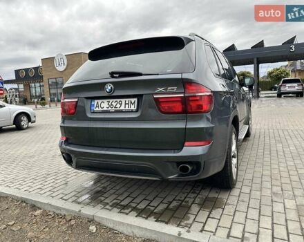 Серый БМВ Х5, объемом двигателя 2.98 л и пробегом 210 тыс. км за 12500 $, фото 18 на Automoto.ua