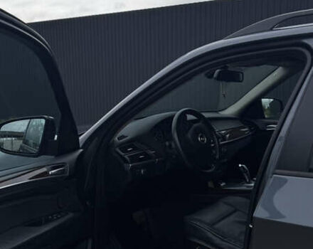 БМВ Х5 2010 у Тернополі на Automoto.ua Сірий БМВ Х5, об'ємом двигуна 2.98 л та пробігом 233 тис. км за 14800 $, фото 4 на Automoto.ua