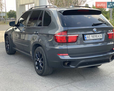 Сірий БМВ Х5, об'ємом двигуна 2.98 л та пробігом 255 тис. км за 11999 $, фото 4 на Automoto.ua