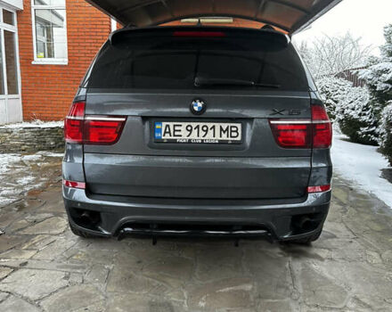 БМВ Х5 2010 в Днепре (Днепропетровске) на Automoto.ua Серый БМВ Х5, объемом двигателя 3 л и пробегом 200 тыс. км за 19500 $, фото 2 на Automoto.ua