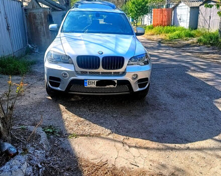 Серый БМВ Х5, объемом двигателя 3 л и пробегом 200 тыс. км за 13200 $, фото 1 на Automoto.ua