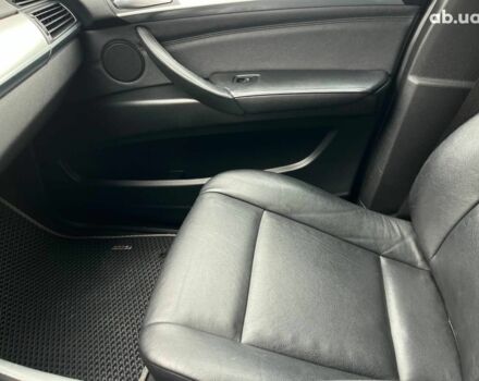 Серый БМВ Х5, объемом двигателя 3 л и пробегом 317 тыс. км за 15490 $, фото 25 на Automoto.ua