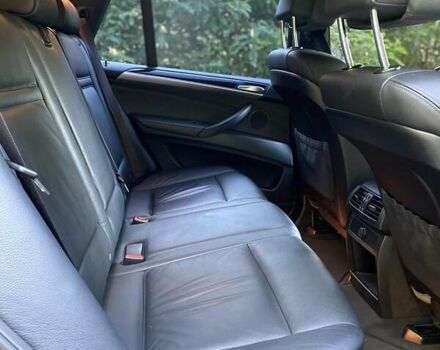 Серый БМВ Х5, объемом двигателя 3 л и пробегом 231 тыс. км за 18800 $, фото 6 на Automoto.ua