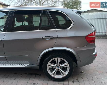 Серый БМВ Х5, объемом двигателя 3 л и пробегом 286 тыс. км за 16900 $, фото 10 на Automoto.ua