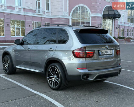 Серый БМВ Х5, объемом двигателя 3 л и пробегом 297 тыс. км за 15700 $, фото 6 на Automoto.ua
