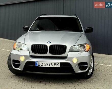 Сірий БМВ Х5, об'ємом двигуна 3 л та пробігом 303 тис. км за 16800 $, фото 2 на Automoto.ua