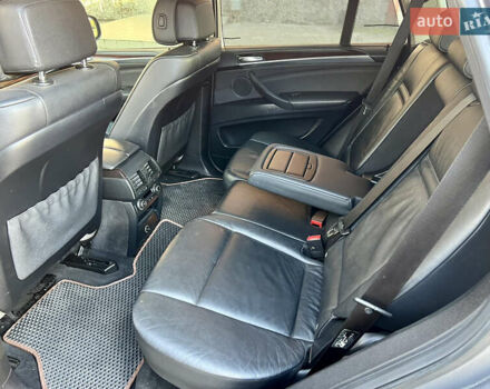 Сірий БМВ Х5, об'ємом двигуна 3 л та пробігом 295 тис. км за 11500 $, фото 9 на Automoto.ua
