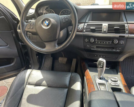 Серый БМВ Х5, объемом двигателя 2.98 л и пробегом 115 тыс. км за 14500 $, фото 4 на Automoto.ua