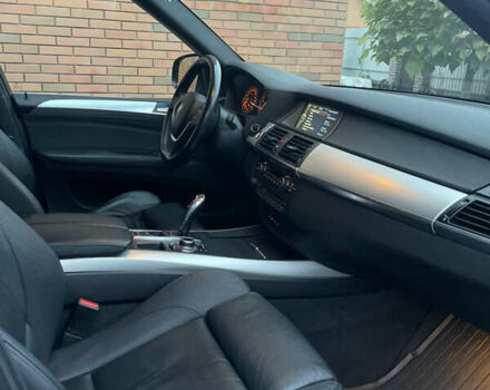 Серый БМВ Х5, объемом двигателя 3 л и пробегом 287 тыс. км за 16700 $, фото 16 на Automoto.ua