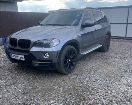 Серый БМВ Х5, объемом двигателя 3 л и пробегом 330 тыс. км за 13600 $, фото 1 на Automoto.ua