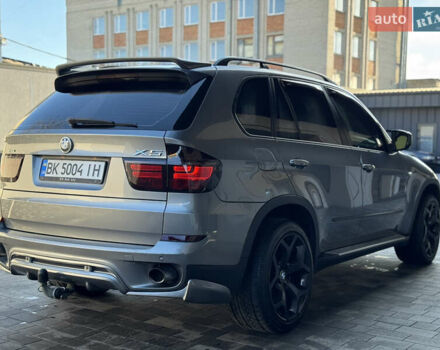 Сірий БМВ Х5, об'ємом двигуна 2.99 л та пробігом 242 тис. км за 18399 $, фото 10 на Automoto.ua