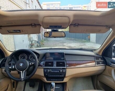 Серый БМВ Х5, объемом двигателя 3 л и пробегом 330 тыс. км за 15000 $, фото 9 на Automoto.ua