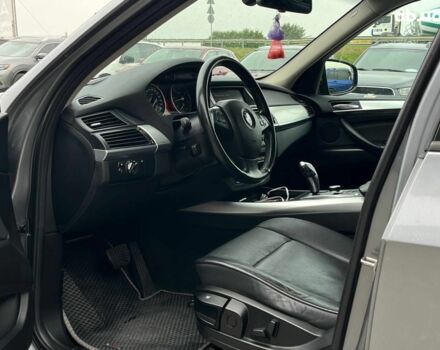 Серый БМВ Х5, объемом двигателя 3 л и пробегом 317 тыс. км за 15490 $, фото 12 на Automoto.ua