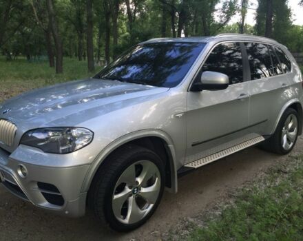 Серый БМВ Х5, объемом двигателя 4.4 л и пробегом 230 тыс. км за 15000 $, фото 1 на Automoto.ua