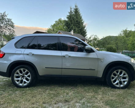 Серый БМВ Х5, объемом двигателя 3 л и пробегом 280 тыс. км за 18000 $, фото 3 на Automoto.ua