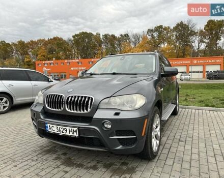Серый БМВ Х5, объемом двигателя 2.98 л и пробегом 210 тыс. км за 12500 $, фото 1 на Automoto.ua