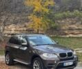 Серый БМВ Х5, объемом двигателя 3 л и пробегом 270 тыс. км за 5000 $, фото 4 на Automoto.ua