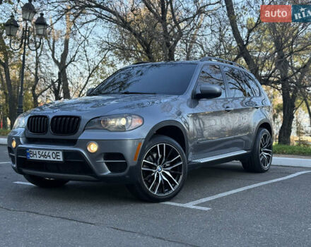 Серый БМВ Х5, объемом двигателя 3 л и пробегом 297 тыс. км за 15700 $, фото 2 на Automoto.ua
