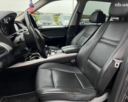 Серый БМВ Х5, объемом двигателя 3 л и пробегом 317 тыс. км за 15490 $, фото 15 на Automoto.ua