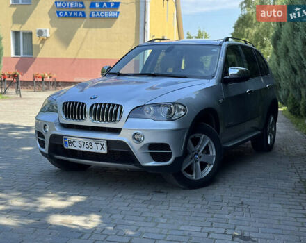 Серый БМВ Х5, объемом двигателя 3 л и пробегом 281 тыс. км за 14499 $, фото 1 на Automoto.ua