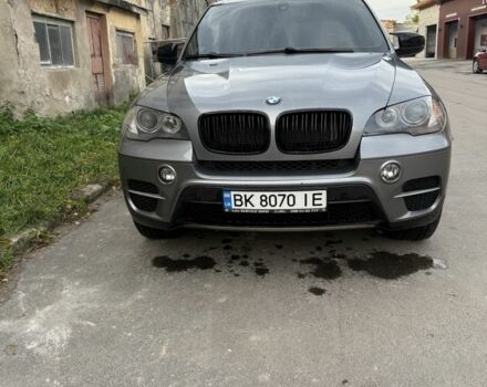 Серый БМВ Х5, объемом двигателя 3 л и пробегом 190 тыс. км за 16000 $, фото 3 на Automoto.ua