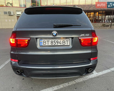 Серый БМВ Х5, объемом двигателя 2.98 л и пробегом 115 тыс. км за 14500 $, фото 7 на Automoto.ua