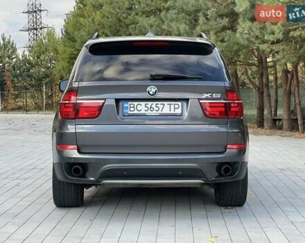 Серый БМВ Х5, объемом двигателя 2.98 л и пробегом 279 тыс. км за 10900 $, фото 9 на Automoto.ua