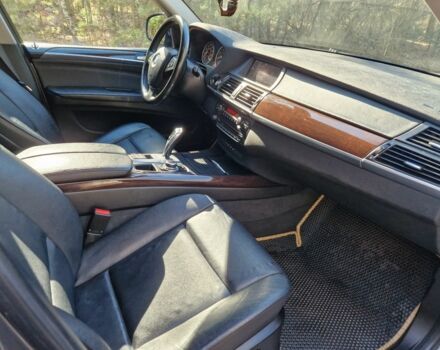 Сірий БМВ Х5, об'ємом двигуна 3 л та пробігом 298 тис. км за 14500 $, фото 11 на Automoto.ua