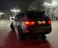 Серый БМВ Х5, объемом двигателя 3 л и пробегом 190 тыс. км за 16000 $, фото 2 на Automoto.ua