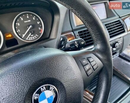Серый БМВ Х5, объемом двигателя 2.98 л и пробегом 255 тыс. км за 15000 $, фото 51 на Automoto.ua