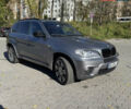 Серый БМВ Х5, объемом двигателя 3 л и пробегом 190 тыс. км за 18900 $, фото 2 на Automoto.ua