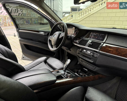 Сірий БМВ Х5, об'ємом двигуна 3 л та пробігом 297 тис. км за 14900 $, фото 15 на Automoto.ua