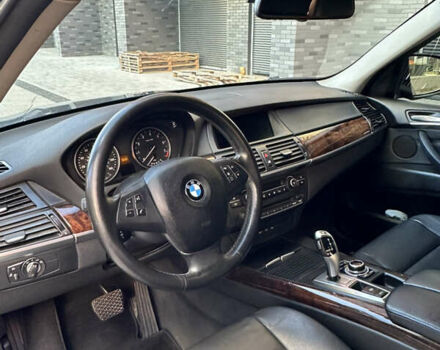 Сірий БМВ Х5, об'ємом двигуна 2.98 л та пробігом 290 тис. км за 11900 $, фото 12 на Automoto.ua