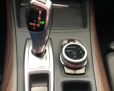 Серый БМВ Х5, объемом двигателя 3 л и пробегом 262 тыс. км за 14700 $, фото 4 на Automoto.ua