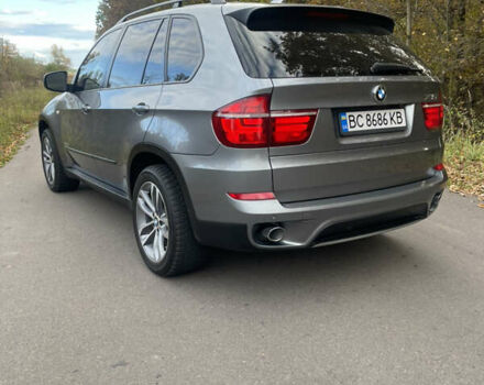 Серый БМВ Х5, объемом двигателя 2.99 л и пробегом 285 тыс. км за 16800 $, фото 3 на Automoto.ua