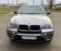 Серый БМВ Х5, объемом двигателя 3 л и пробегом 223 тыс. км за 13200 $, фото 1 на Automoto.ua