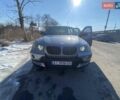Серый БМВ Х5, объемом двигателя 3 л и пробегом 350 тыс. км за 13800 $, фото 1 на Automoto.ua