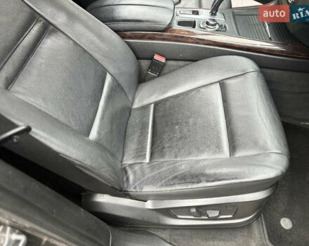 Сірий БМВ Х5, об'ємом двигуна 3 л та пробігом 292 тис. км за 11450 $, фото 21 на Automoto.ua