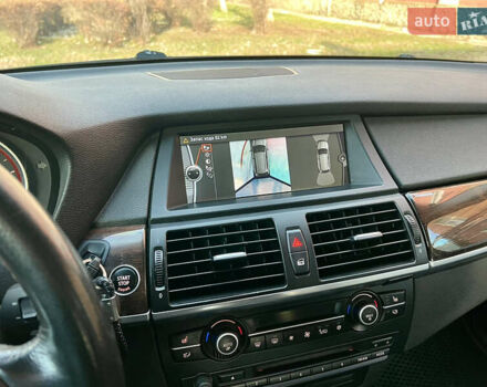 Сірий БМВ Х5, об'ємом двигуна 3 л та пробігом 295 тис. км за 11500 $, фото 6 на Automoto.ua