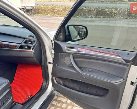 Сірий БМВ Х5, об'ємом двигуна 2.98 л та пробігом 295 тис. км за 9500 $, фото 31 на Automoto.ua