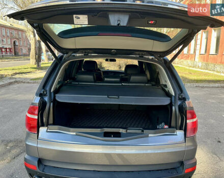 Сірий БМВ Х5, об'ємом двигуна 3 л та пробігом 295 тис. км за 11500 $, фото 10 на Automoto.ua