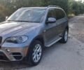 Серый БМВ Х5, объемом двигателя 3 л и пробегом 211 тыс. км за 15500 $, фото 2 на Automoto.ua
